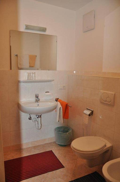 Hotel Burgfrieden Vipiteno Habitación foto